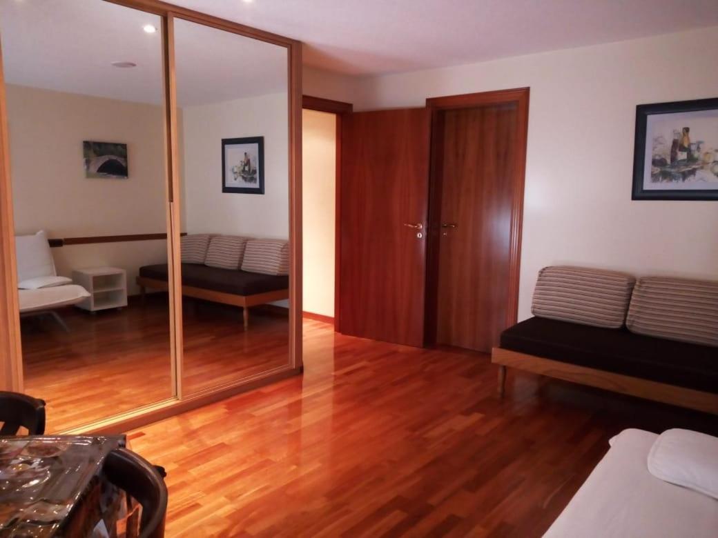Apartaments Turistics Pirineu Soldeu Buitenkant foto